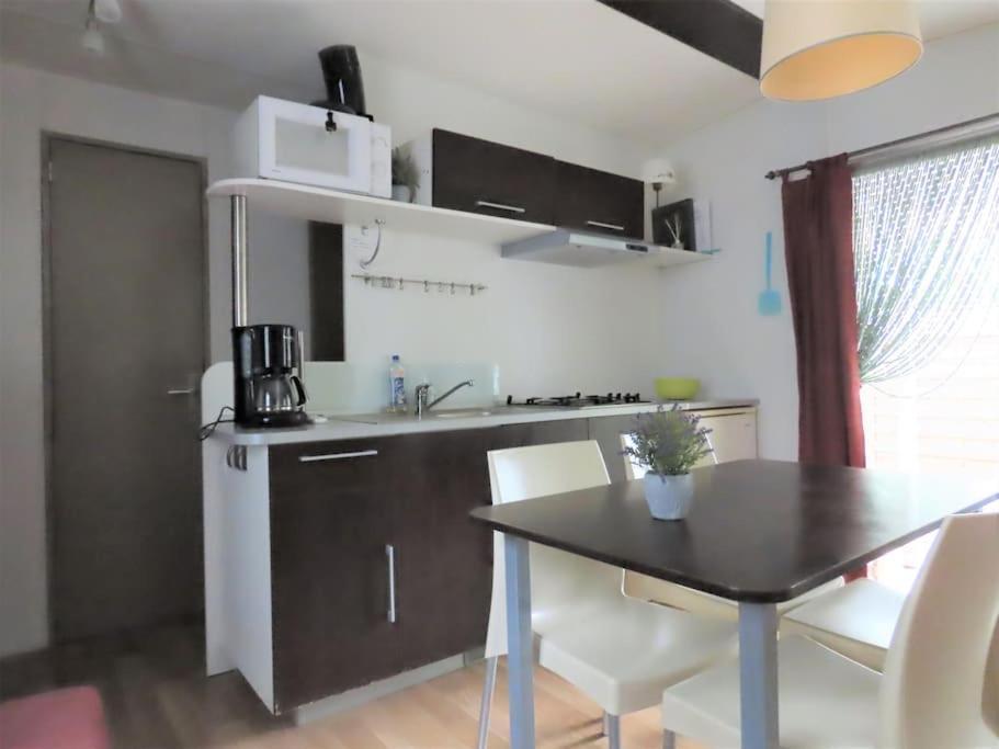 Mobile Home 6-Pers Camping Lei Suves-Cotes D'Azur-Including Airco Roquebrune-sur Argens Exterior foto